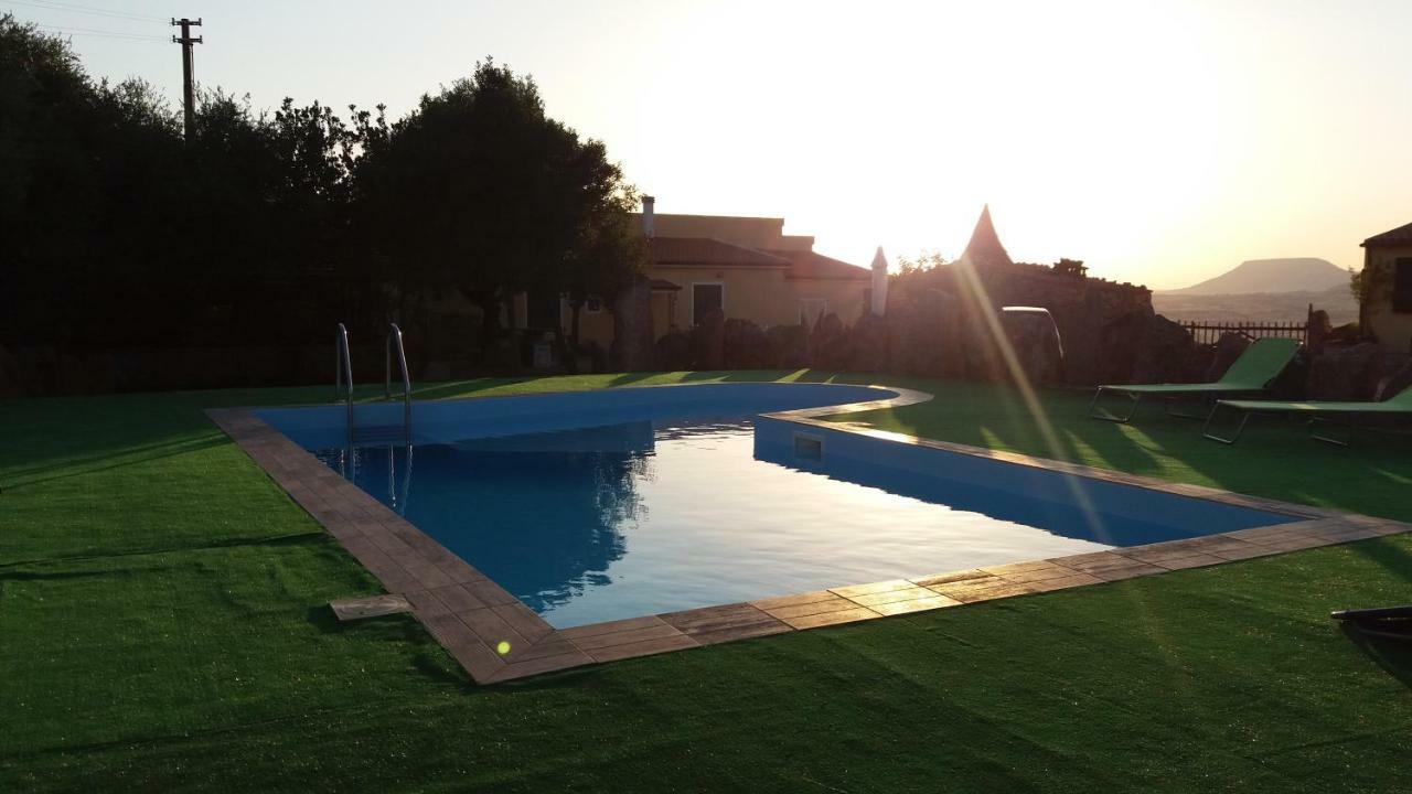 Agriturismo Sa E Padedda Mores Exteriör bild